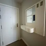 Ranee - 2 Bed 2 Bath In Centre Apartment