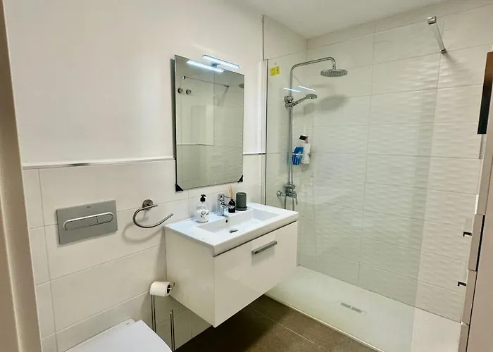 Ranee - 2 Bed 2 Bath In Centre Apartment Las Palmas / Gran Canaria