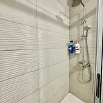 Ranee - 2 Bed 2 Bath In Centre Apartament *