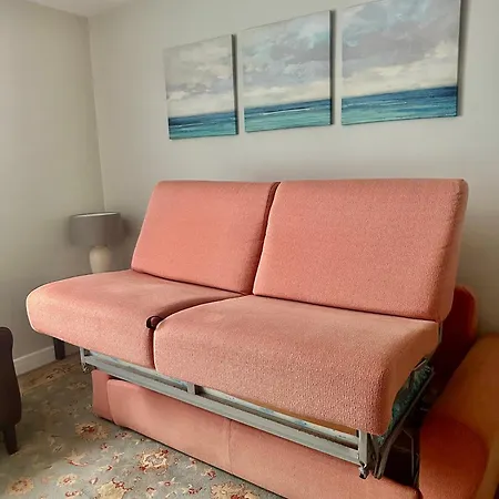 Ranee - 2 Bed 2 Bath In Centre *